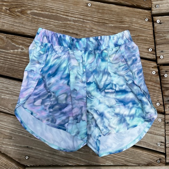 ALL IN MOTION SHORTS SIZE L MARBLE COLOR BLUES - Picture 2 of 4